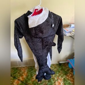 Shark costume 4t